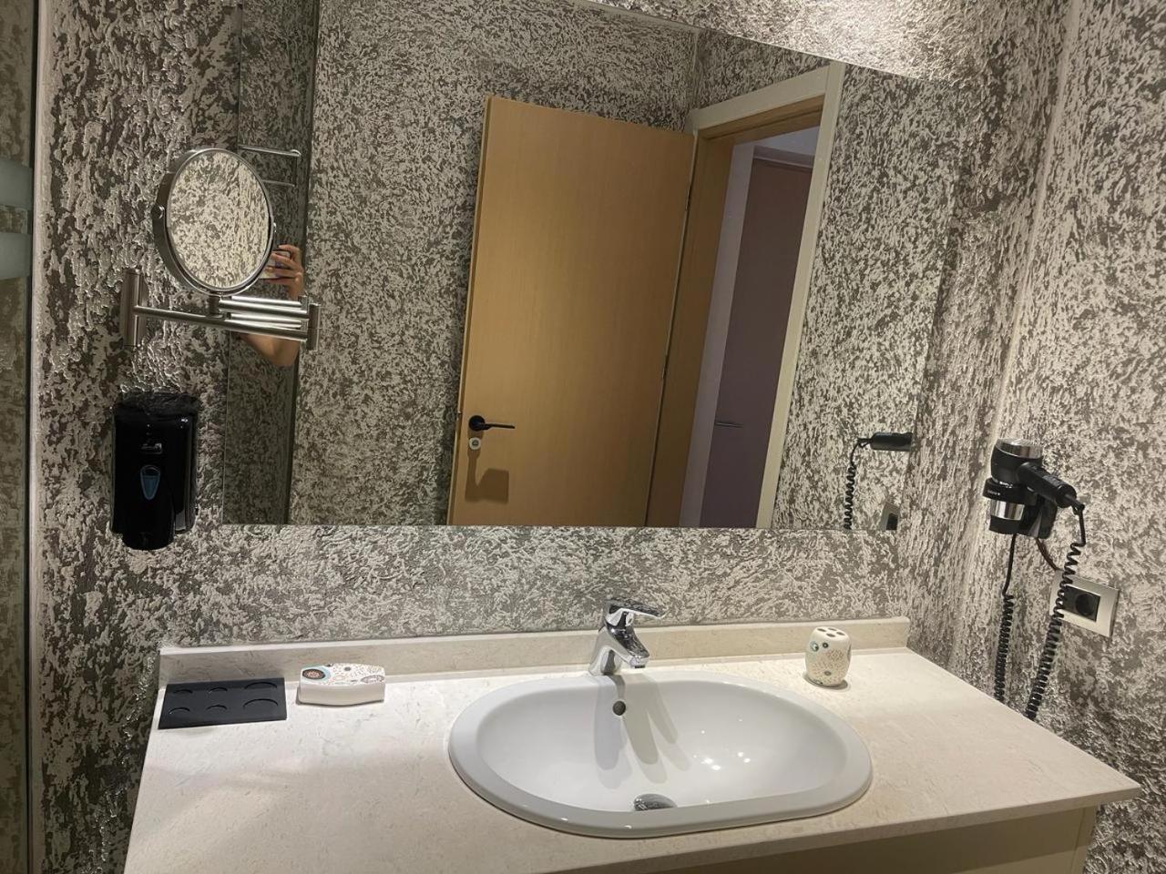 Hotel 3b Boutique 4*